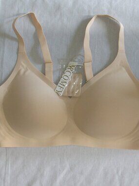 NWT VR Comfy Bra Beige Wireless Removable Pads Convertible Straps Seamless XL